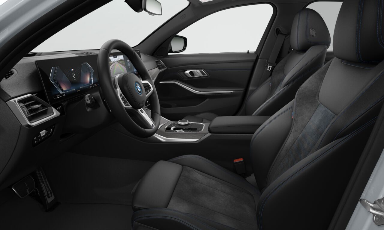 BMW Seria 3 2023 — imagine 4