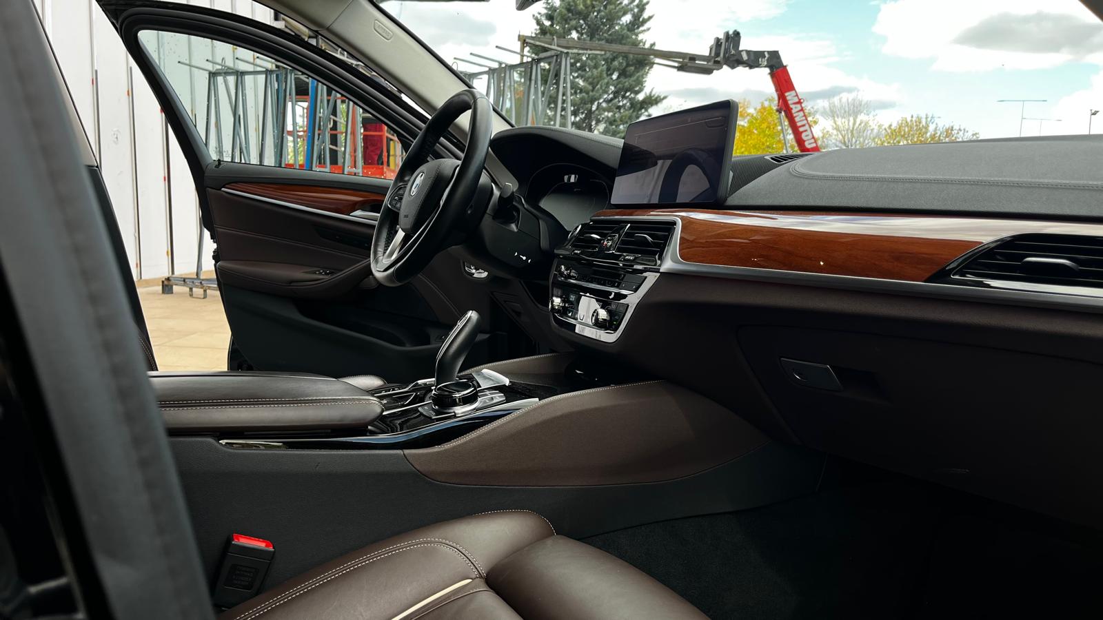BMW Seria 5, 530E XDRIVE, 2020, 70295 km