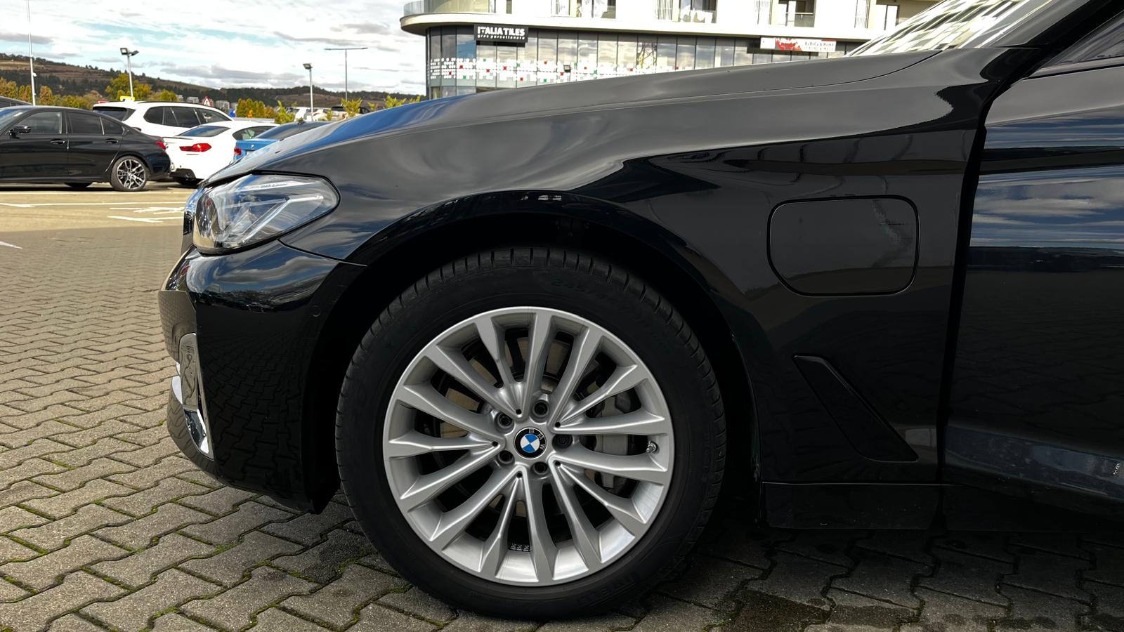 BMW Seria 5, 530E XDRIVE, 2020, 70295 km