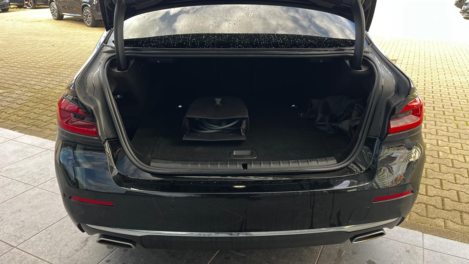 BMW Seria 5, 530E XDRIVE, 2020, 70295 km