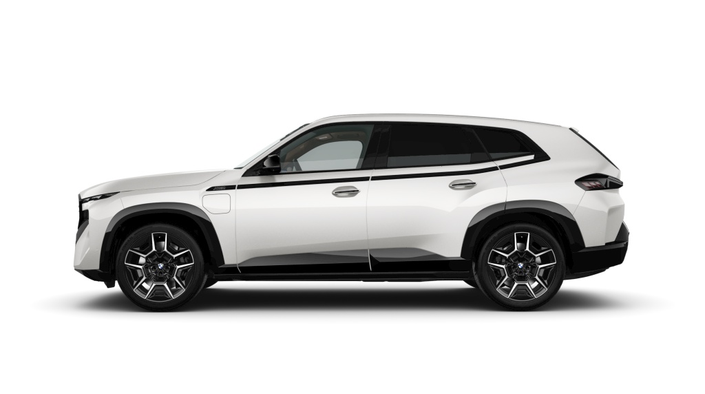 BMW XM 2025 — imagine 3