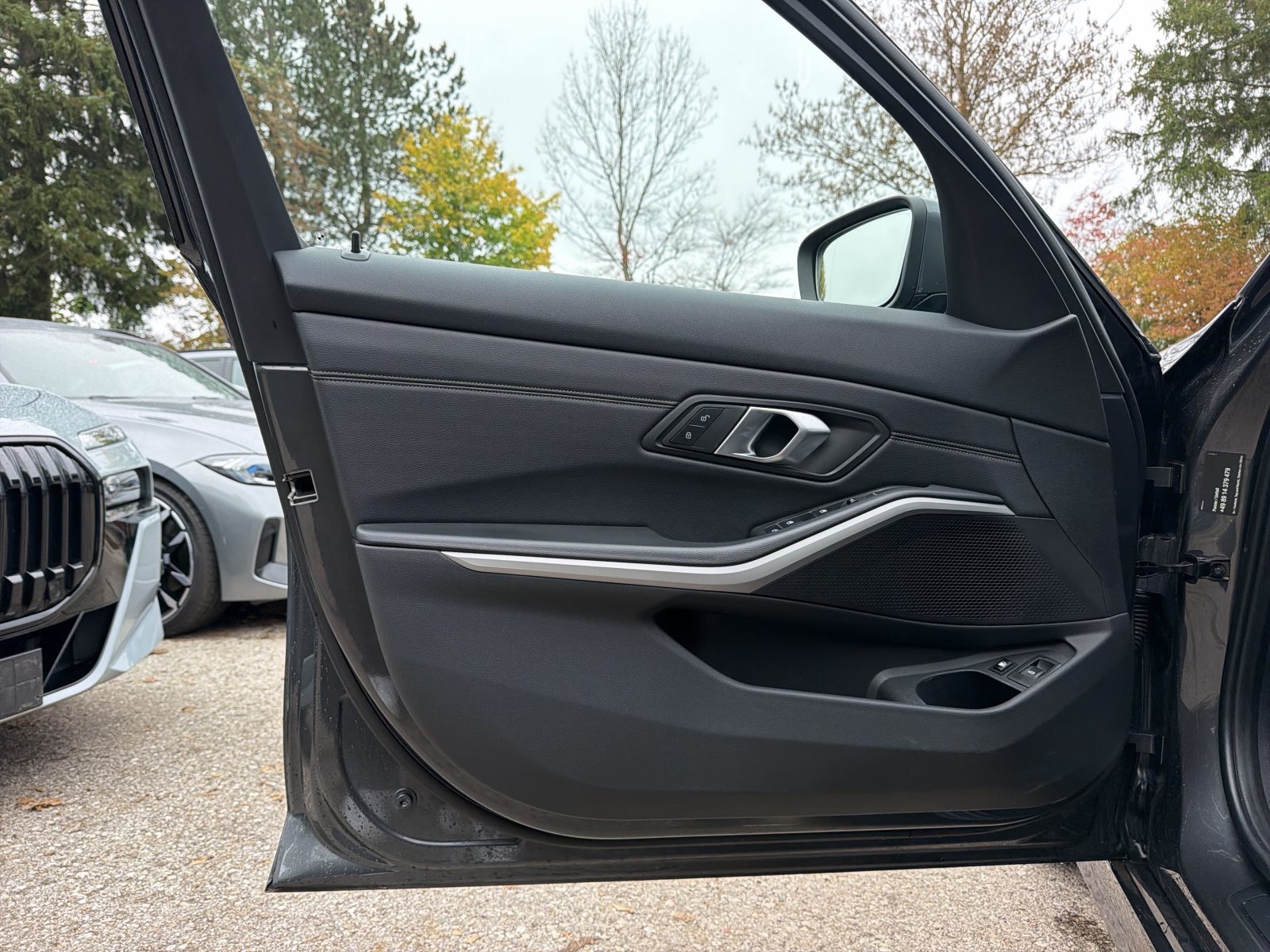 BMW Seria 3 2021 — imagine 18