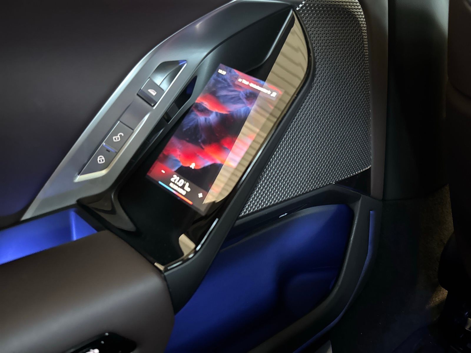 BMW Unknown Model 2025 — imagine 19