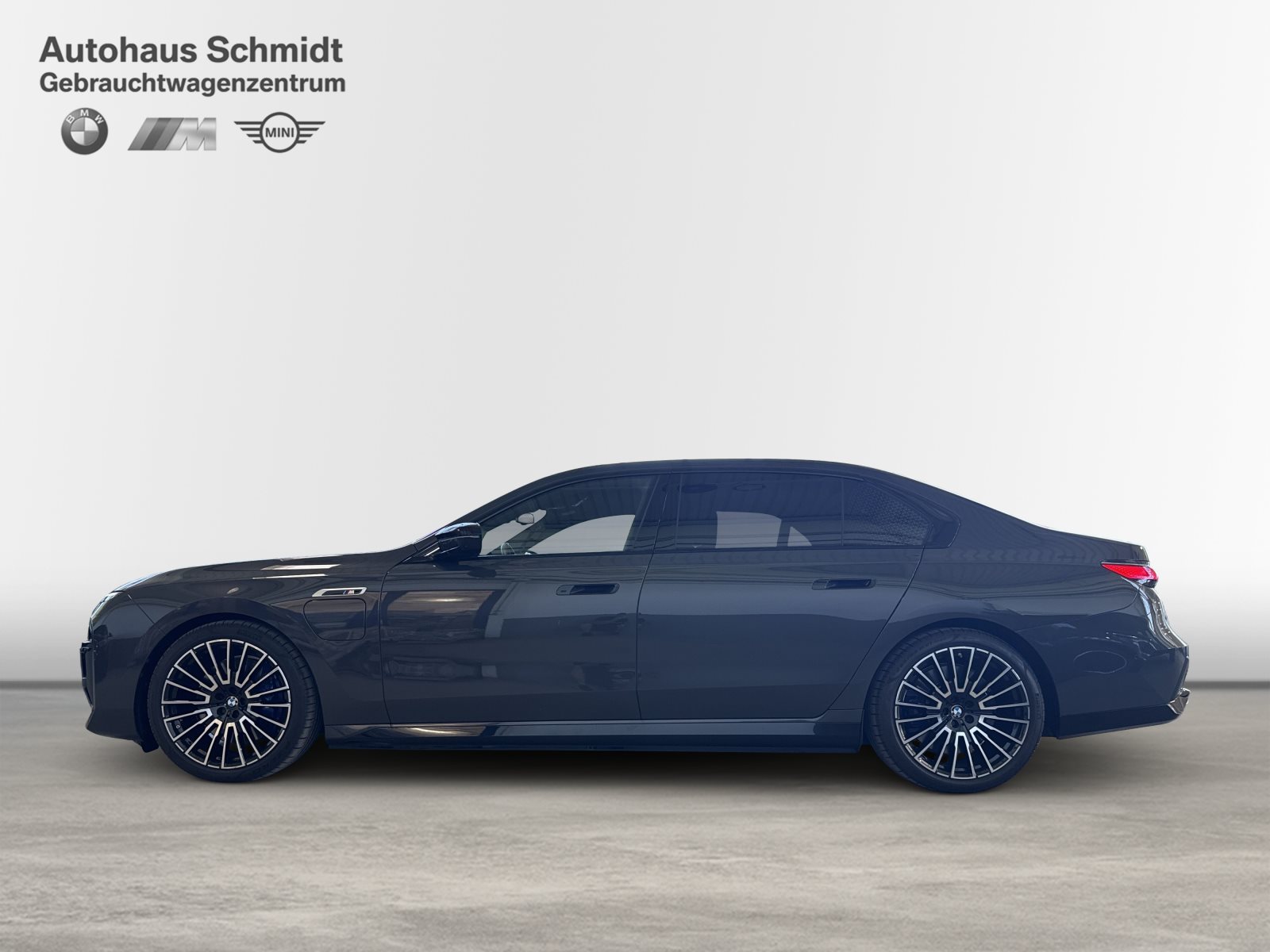 BMW Unknown Model 2025 — imagine 2