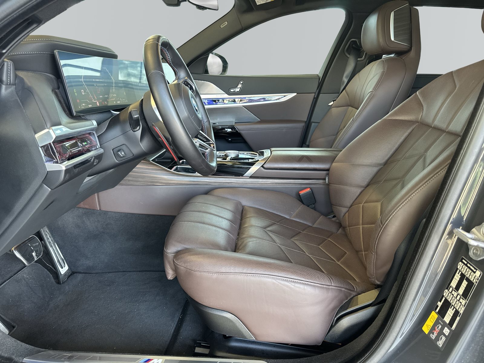 BMW Unknown Model 2025 — imagine 8