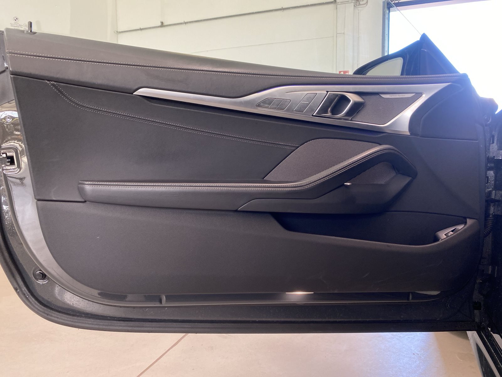 BMW M850i 2024 — imagine 18