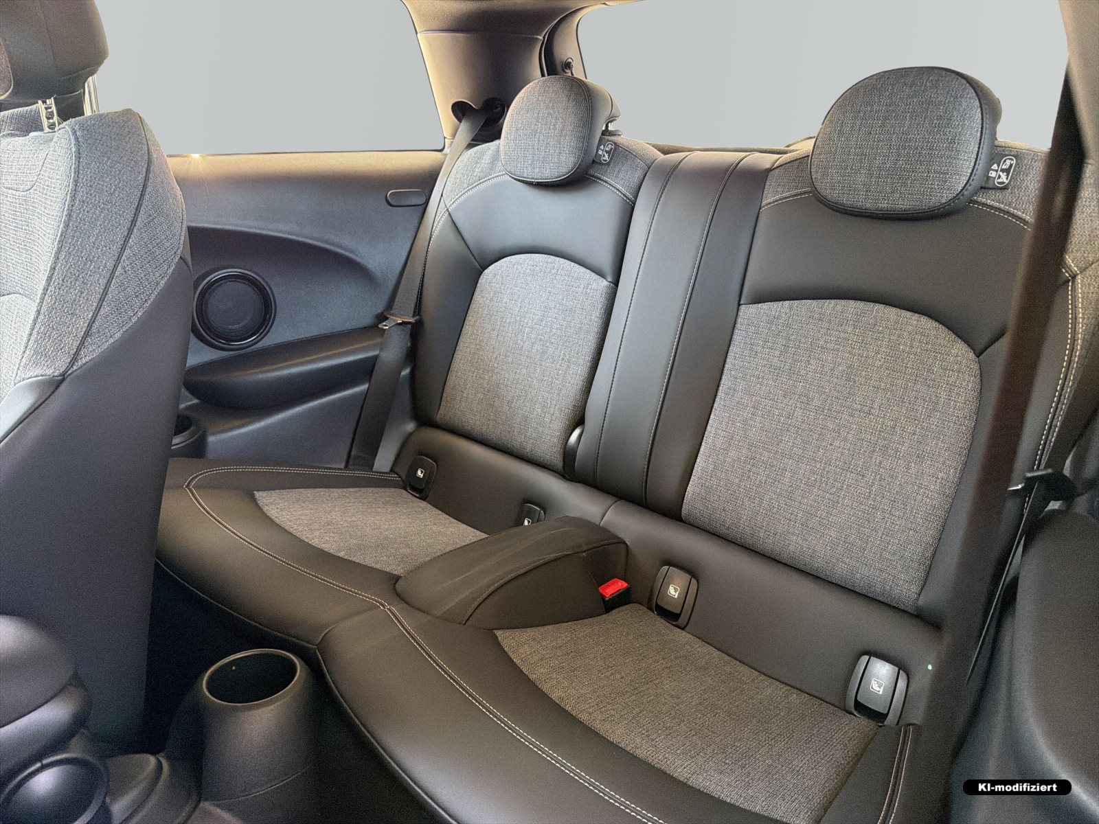 MINI Cooper SE 2023 — imagine 9