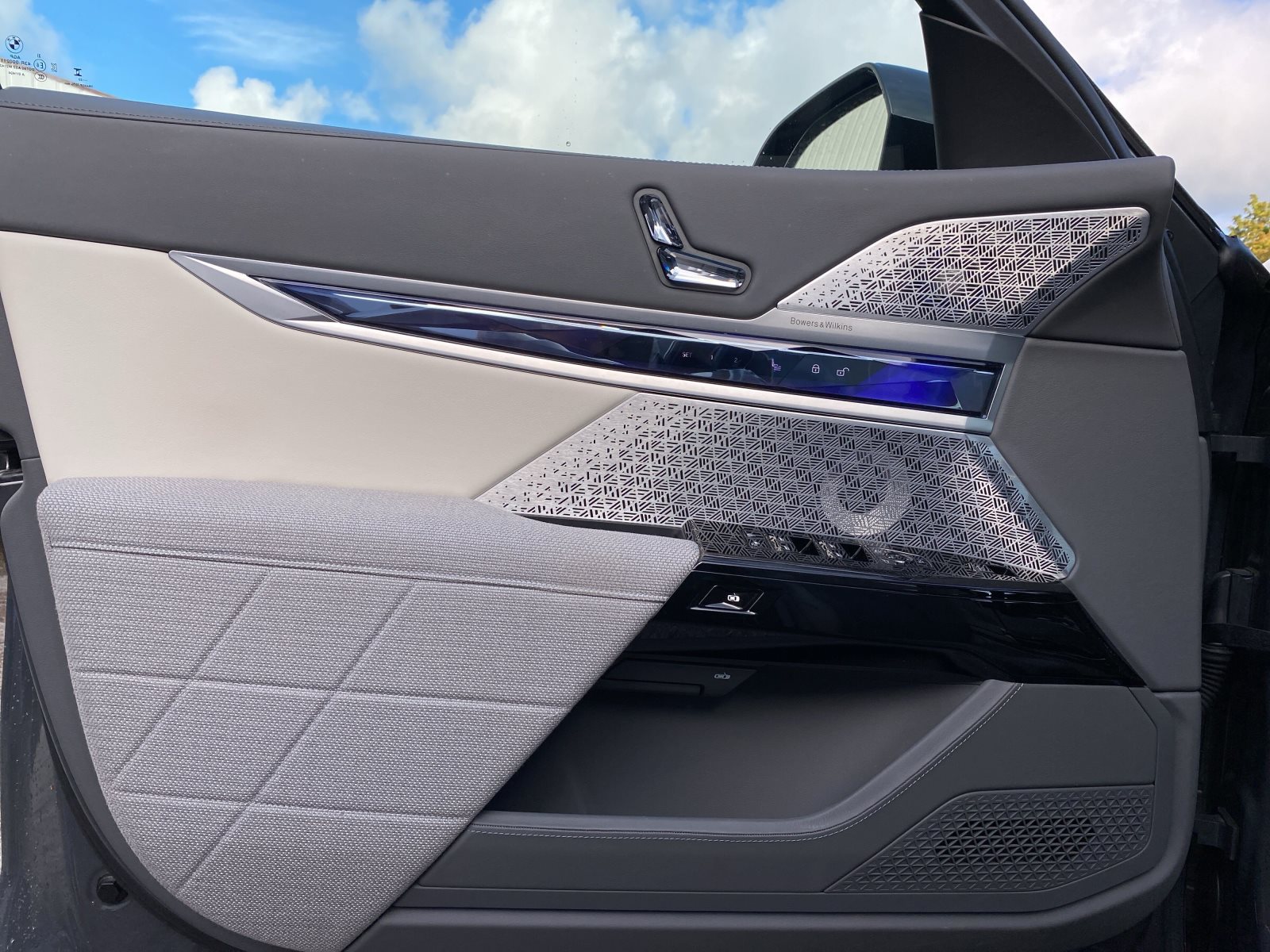 BMW i7 2023 — imagine 18