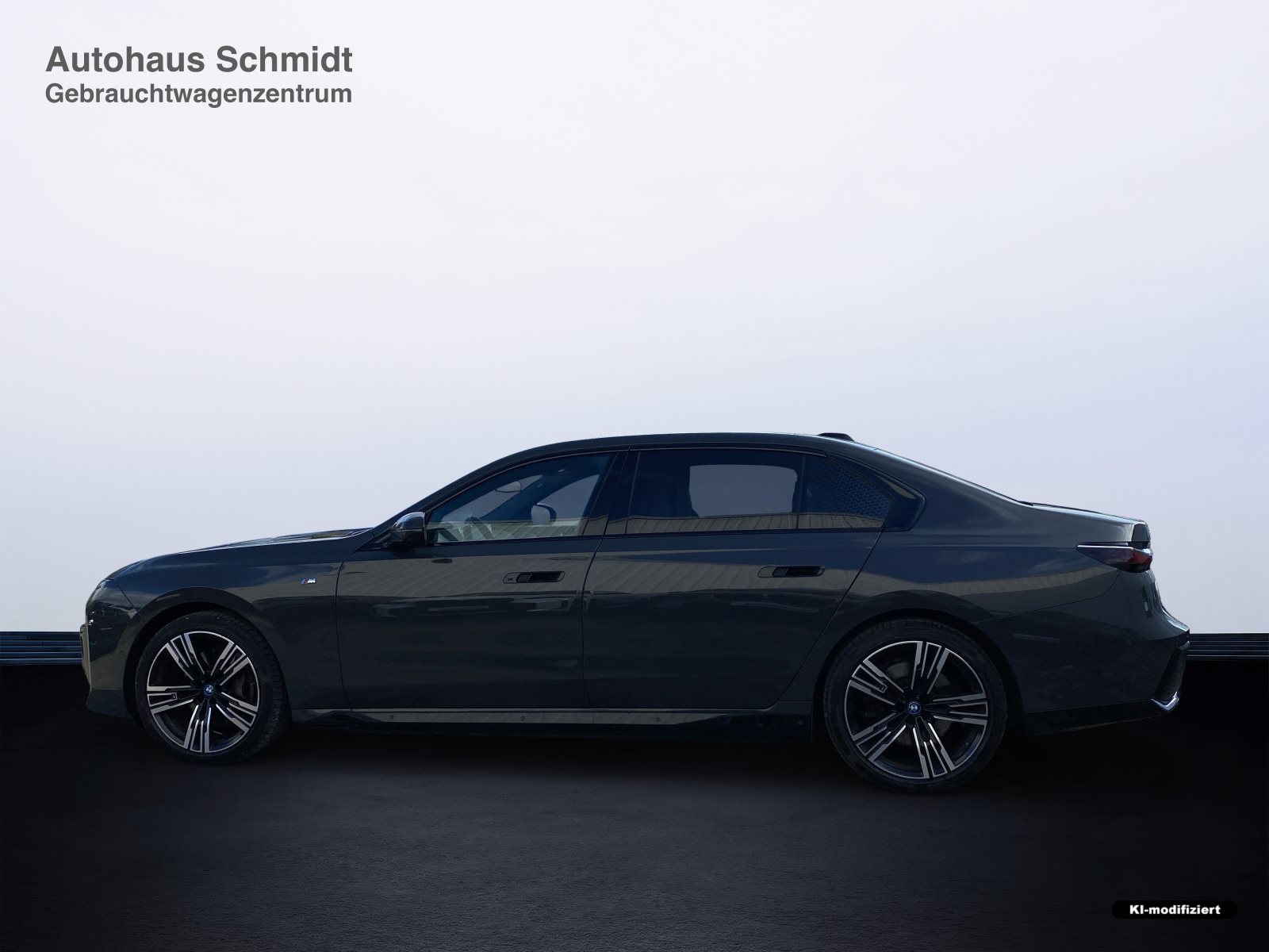 BMW i7 2023 — imagine 2